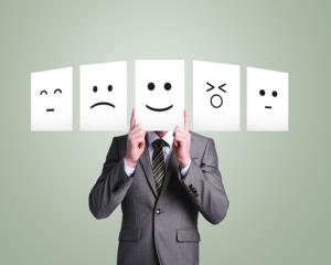 ترجمه مدیریت - رابطه بین رفتارهای تنبیهی، تشویقی رهبر و دید گاهها، ادراکات و رفتارهای کارمند